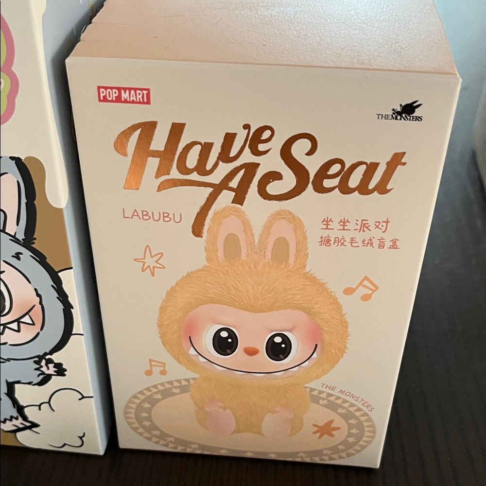 Pop Mart Labubu 'Have A Seat' QUQU